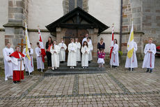 Feier der 1. Heiligen Kommunion in Sankt Crescentius (Foto: Karl-Franz Thiede)